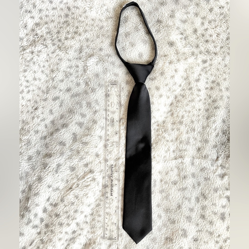 Boys Tie (easy zip up)